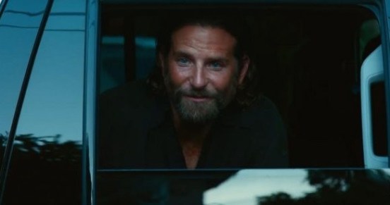 a-star-is-born-4-e1537982246391-700x307 (1)